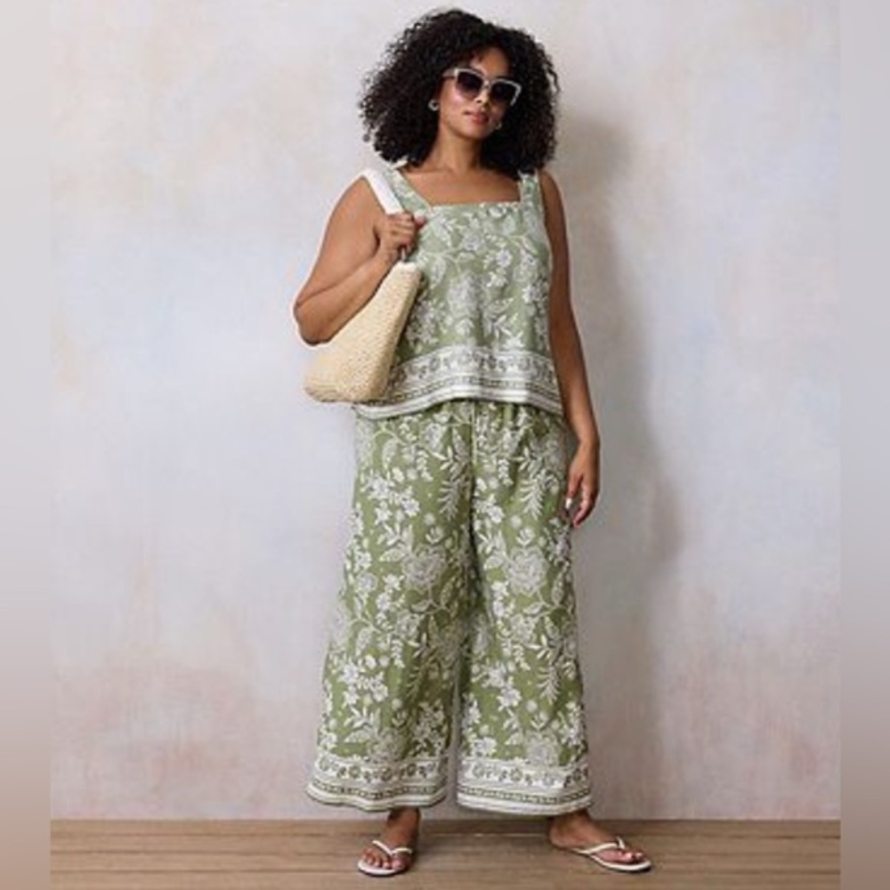 NEW…LC Lauren Conrad Wide Leg Floral Pants